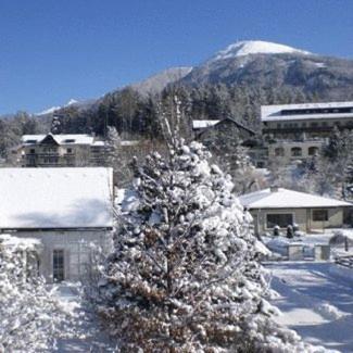 Haus Angelika - Bed & Breakfast - Innsbruck/Igls Exterior photo